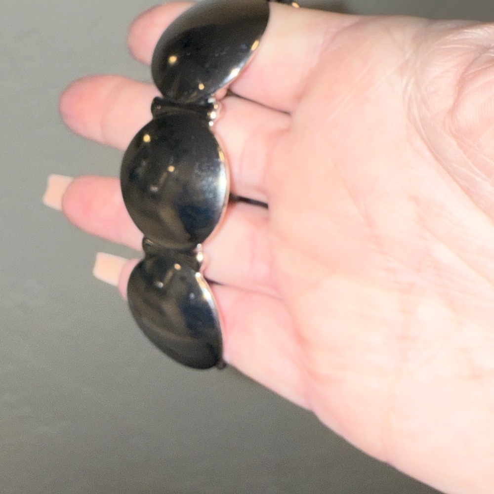 Modernist Large Oval Link Stretch Bracelet - Silver Tone - Picture 5 of 8